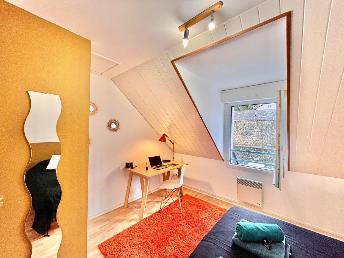 Charmant Duplex Proche De La Gare, Parking Gratuit Лаваль Экстерьер фото